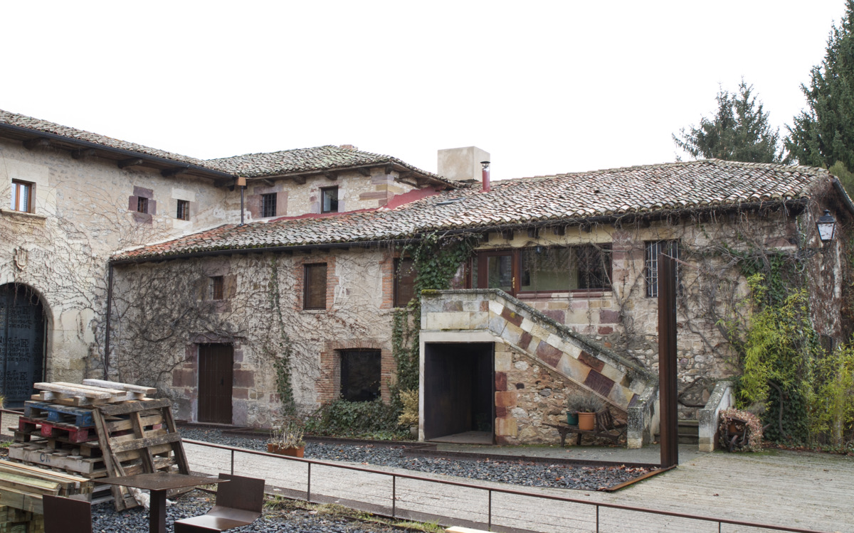 Rehabilitar e impermeabilizar: panel sándwich para cubiertas rústicas